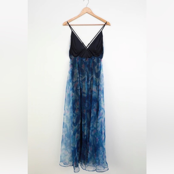 Lulus floral organza maxi dress - Picture 4 of 5